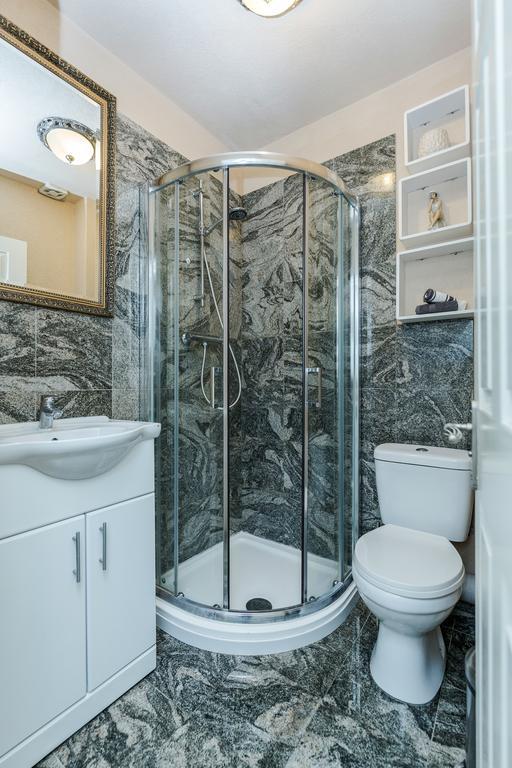 Watford General Suites Экстерьер фото